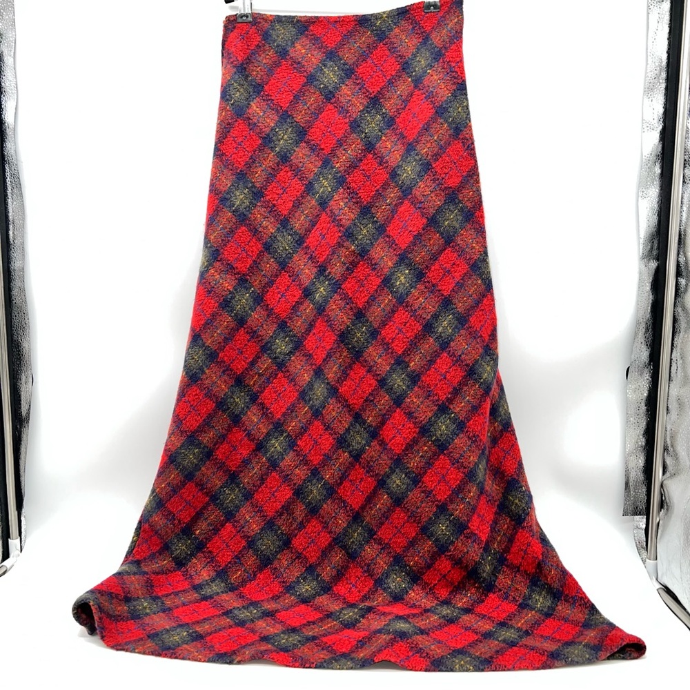 United Colors Of Benetton Red and Black Plaid A-Line Skirt